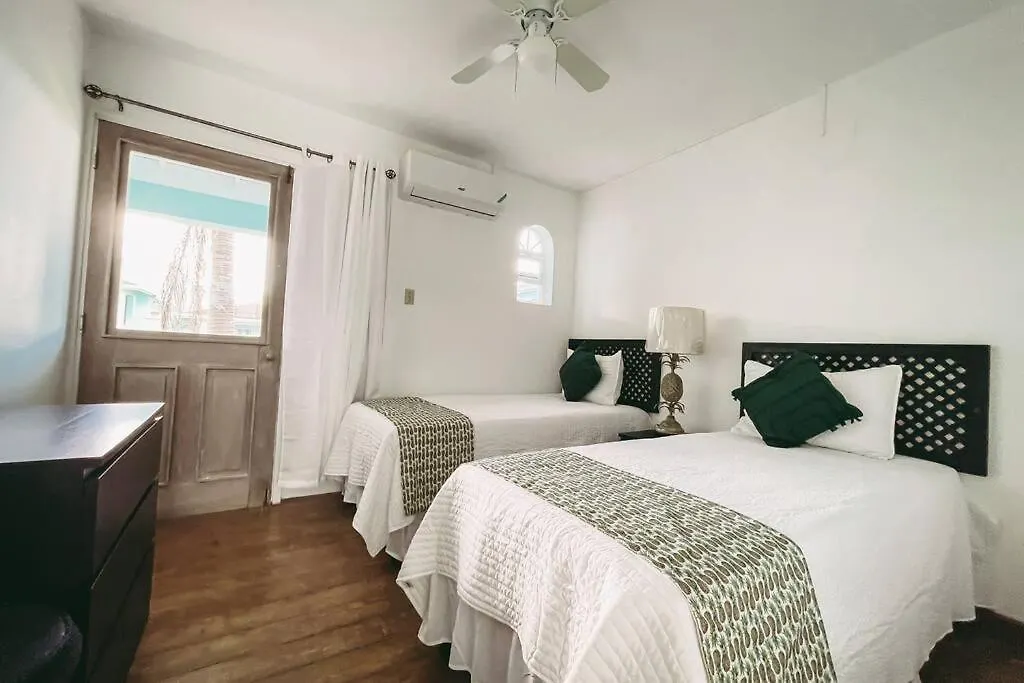 Appartamento Paradise Point Villa Negril Orange Bay Giamaica